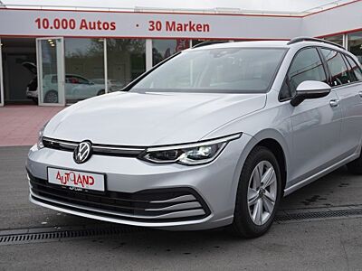 VW Golf VIII Variant Life eTSI LED Navi ACC PDC DAB