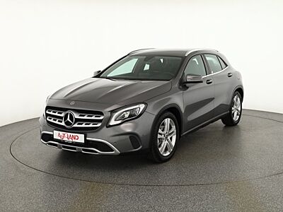Mercedes-Benz GLA 180 LED Navi Sitzheizung Teilleder PDC ACC