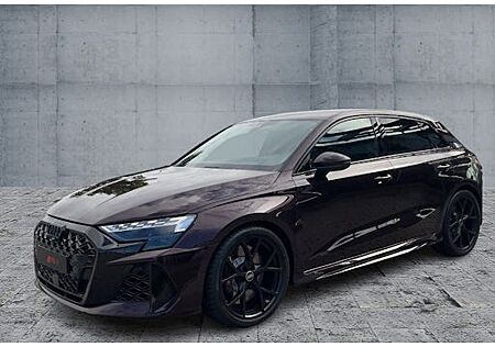 Audi RS3 2.5 TFSI S tronic quattro Sportback 5 Türen
