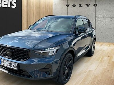 Volvo XC 40 B3 Plus Black Edition DCT 5 Türen
