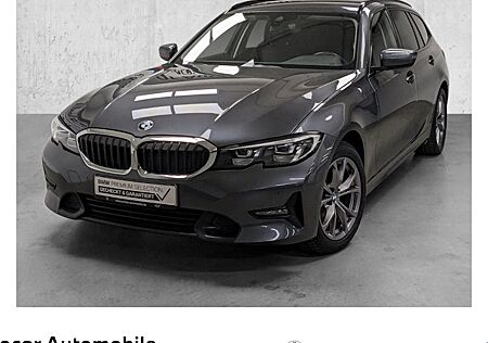BMW 3er 320d xDrive Touring Automatic 5 Türen