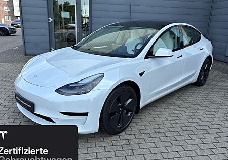 Tesla Model 3 Hinterradantrieb RWD 4 Türen