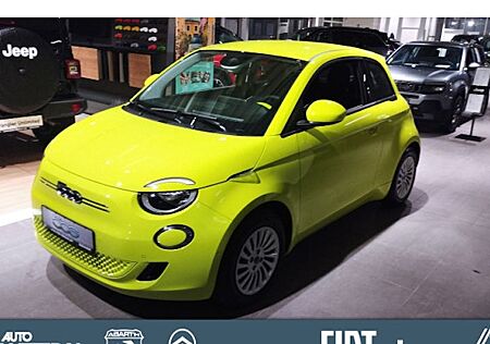 Fiat 500 La Prima Limousine 42 kWh 3 Türen