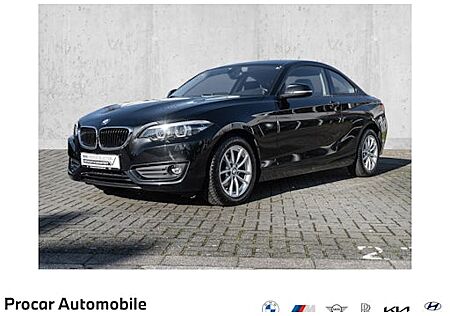 BMW 2er 220i Coupé 2 Türen