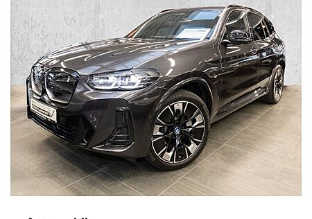 BMW iX3 INSPIRING 5 Türen