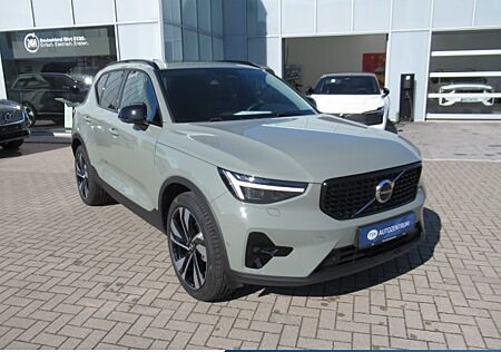 Volvo XC 40 B4 Ultra Dark DCT 5 Türen