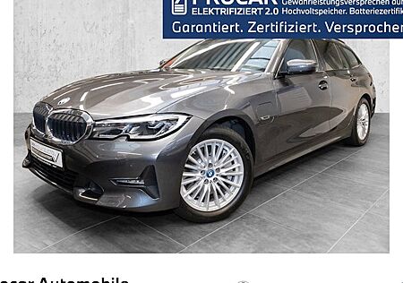 BMW 3er 330e iPerformance Sport Line 4 Türen