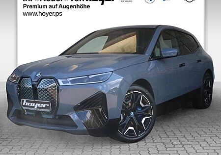 BMW iX xDrive60 5 Türen