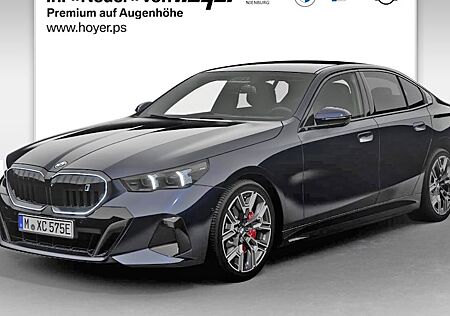 BMW i5 xDrive40 4 Türen