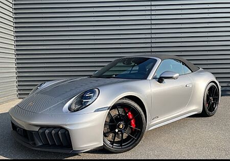 Porsche 911 Carrera GTS Cabriolet 2 Türen