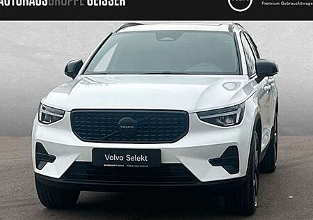 Volvo XC 40 B3 Plus Black Edition DCT 5 Türen
