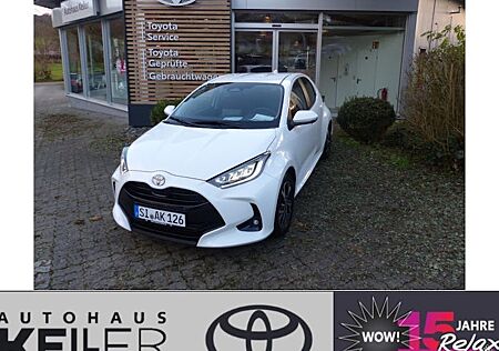 Toyota Yaris 1.5-l-VVT-i Hybrid 116 CVT Team Deutschl 5 Türen