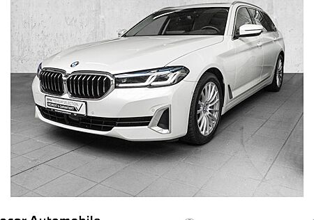 BMW 5er 530d xDrive Touring A 5 Türen