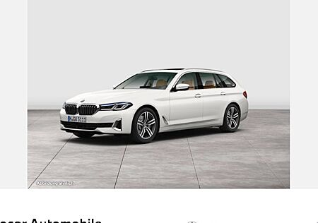 BMW 5er 530d xDrive Touring A 5 Türen