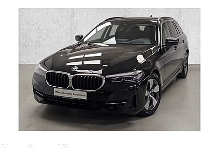 BMW 5er 530i Touring A 5 Türen