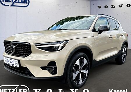 Volvo XC 40 B3 Plus Dark DCT 5 Türen