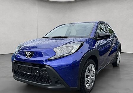 Toyota Aygo (X) Aygo (X) 1.0-l-VVT-i Play S-CVT 5 Türen