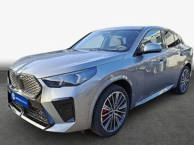 BMW iX2 xDrive30 5 Türen