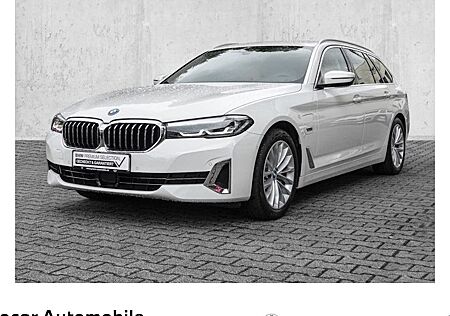 BMW 5er 530e Touring A 5 Türen