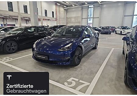 Tesla Model 3 Hinterradantrieb RWD Long Range 4 Türen