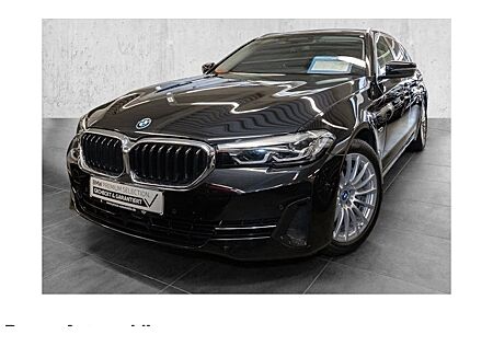 BMW 5er 520i Touring A 5 Türen