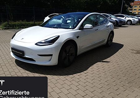 Tesla Model 3 Hinterradantrieb RWD 4 Türen