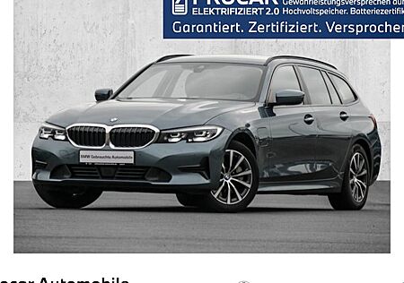 BMW 3er 330e Touring Advantage Automatic 5 Türen