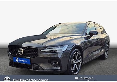 Volvo V60 B4 DCT Ultra Dark 5 Türen