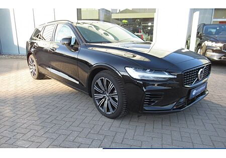 Volvo V60 T8 AWD Plug-in Hybrid Ultra Dark Auto 5 Türen