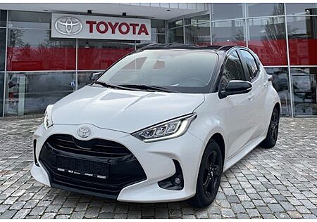 Toyota Yaris 1.5-l-VVT-i Hybrid 116 CVT Black & White 5 Türen