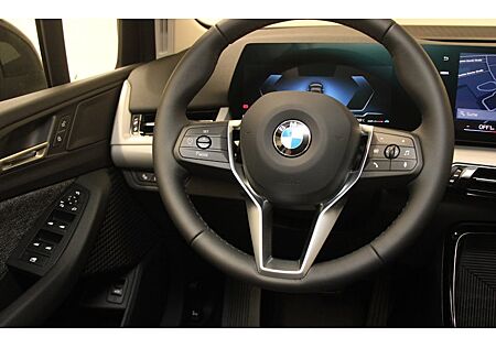 BMW 2er Active Tourer 218i Steptronic DCT 5 Türen
