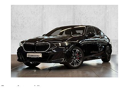 BMW 5er 540d xDrive Touring A 5 Türen