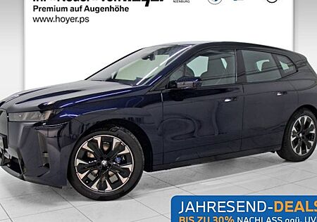 BMW iX xDrive45 5 Türen