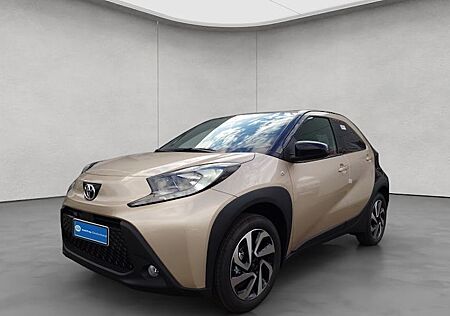Toyota Aygo (X) Aygo (X) 1.0-l-VVT-i Play S-CVT 5 Türen