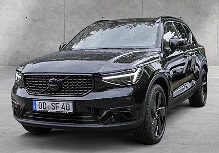 Volvo XC 40 B4 Plus Black Edition DCT 5 Türen