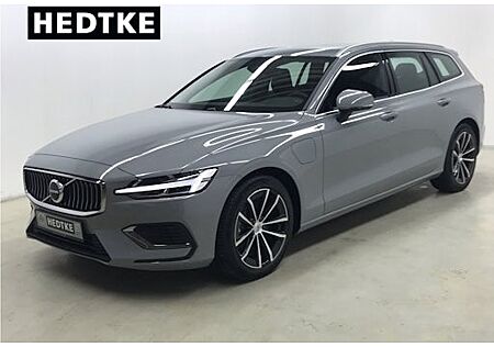 Volvo V60 T6 AWD Plug-in Hybrid Essential Auto 5 Türen