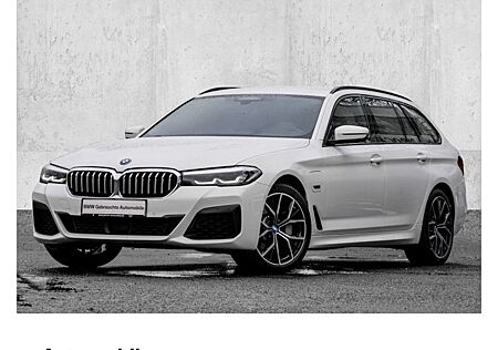 BMW 5er 530e Touring A 5 Türen