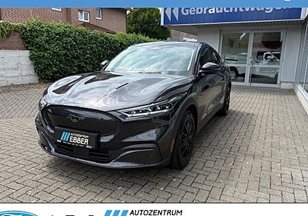 Ford Mustang Mach-E 99 kWh 5 Türen