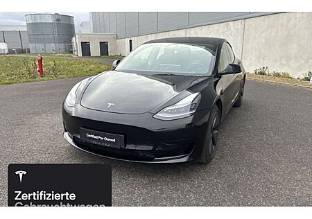 Tesla Model 3 Standard 4 Türen