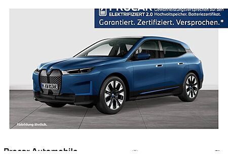 BMW iX xDrive45 5 Türen