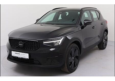 Volvo XC 40 B3 Black Edition Plus DCT 5 Türen