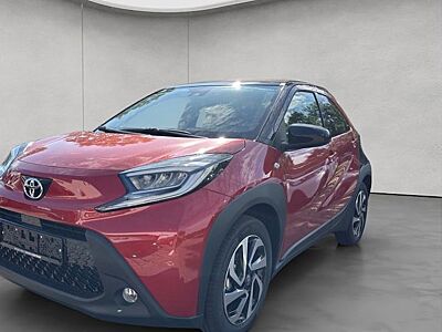 Toyota Aygo (X) 1.0-l-VVT-i Play S-CVT 5 Türen
