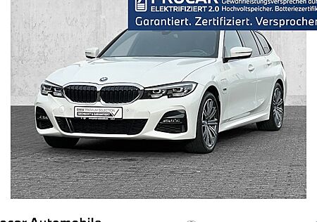 BMW 3er 330e Touring M Sport Automatic 5 Türen