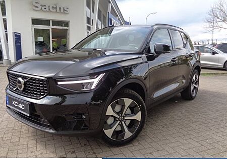 Volvo XC 40 B4 Plus Dark DCT 5 Türen