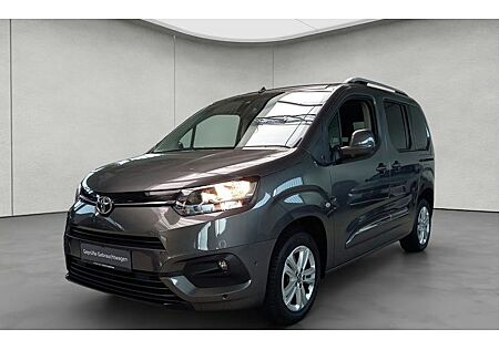 Toyota Proace City Verso 1,2-l-Turbo 96kW L1 Team Deutschland AT 5 Türen