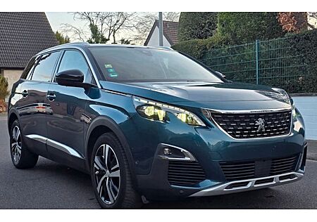 Peugeot 5008 PureTech 130 Allure 5 Türen