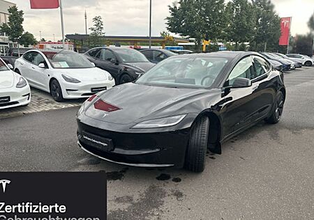 Tesla Model 3 Hinterradantrieb RWD Long Range 4 Türen