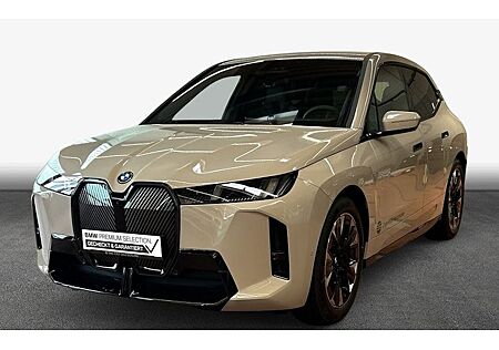 BMW iX xDrive45 5 Türen