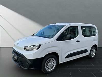 Toyota Proace City Verso 1,2-l-Turbo 81kW L1 Pure 4 Türen
