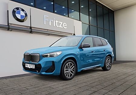 BMW iX1 xDrive30 5 Türen